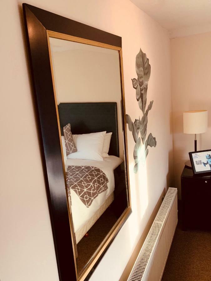 The Swan Hotel Almondsbury Ngoại thất bức ảnh